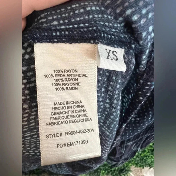 ANTHROPOLOGIE CLOTH & STONE BOHO FLOWY BLUE DOTTED HERRINGBONE BLOUSE - Size XS - Picture 7 of 8